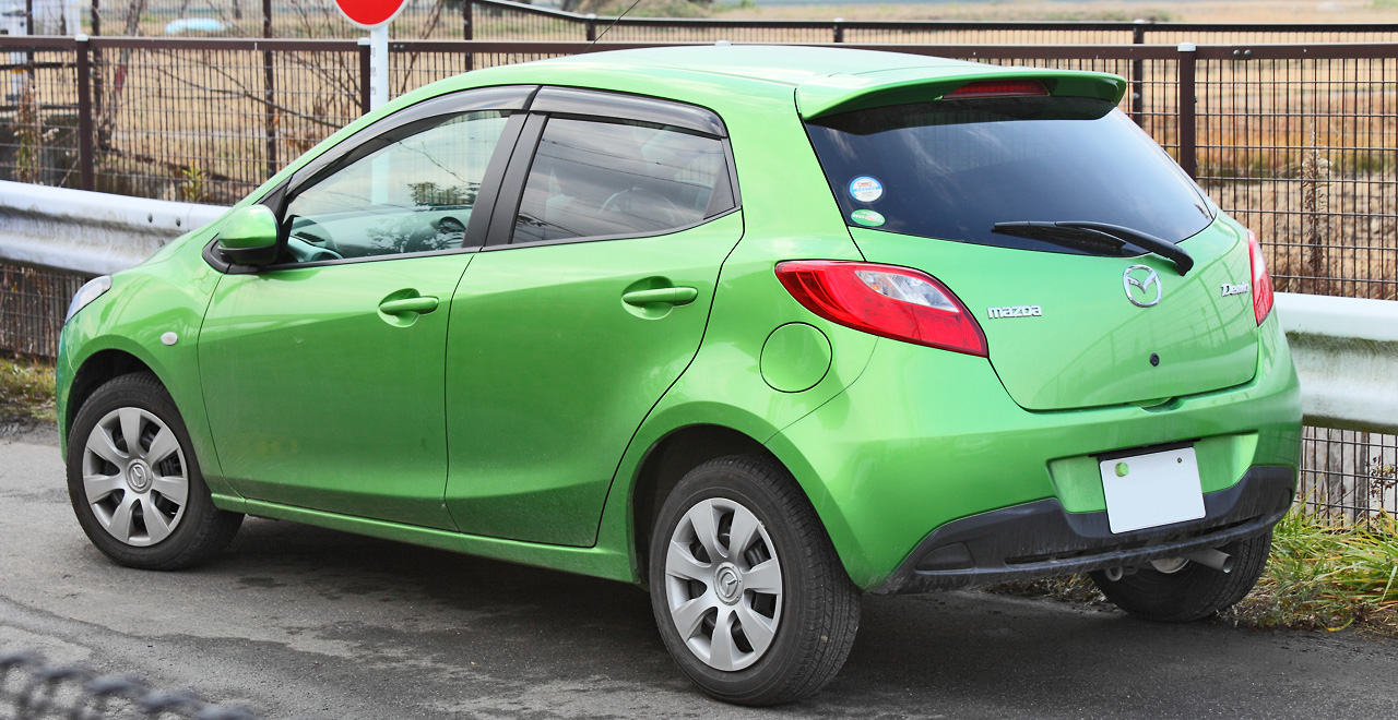Mazda Demio, 2016 — фото 1